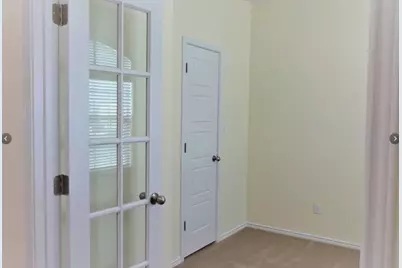 704 Carillion Drive, Pflugerville, TX 78660 - Photo 14