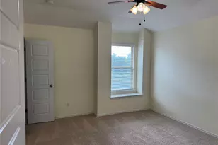 704 Carillion Dr, Pflugerville, TX 78660 - Photo 32