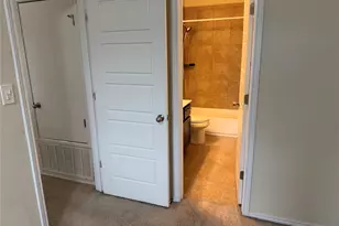 704 Carillion Dr, Pflugerville, TX 78660 - Photo 34