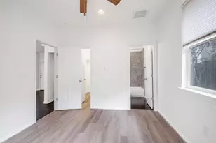 6404 Carson Rdg, Austin, TX 78741 - Photo 16