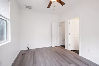 6404 Carson Ridge #B, Austin, TX 78741 - Photo 12