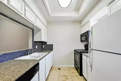 505 Bellevue Place #7, Austin, TX 78705 - Photo 8