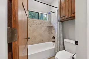 116 Roble Roja Dr, Georgetown, TX 78633 - Photo 18