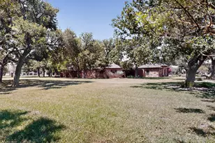 116 Roble Roja Dr, Georgetown, TX 78633 - Photo 22