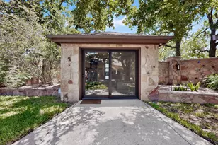 116 Roble Roja Dr, Georgetown, TX 78633 - Photo 32