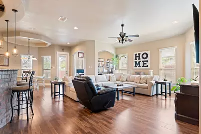 916 Easton Drive, San Marcos, TX 78666 - Photo 6