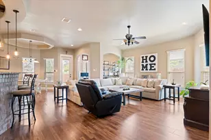 916 Easton Dr, San Marcos, TX 78666 - Photo 6