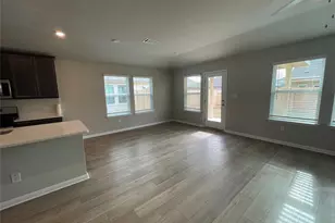 404 Grasslands Trl, Hutto, TX 78634 - Photo 16