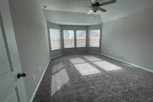 404 Grasslands Trl, Hutto, TX 78634 - Photo 18