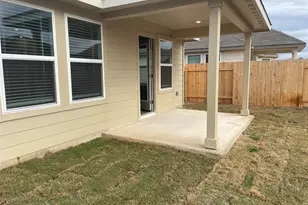 404 Grasslands Trl, Hutto, TX 78634 - Photo 26