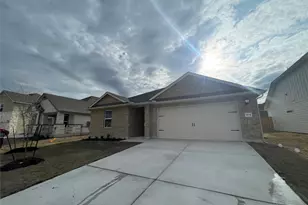 404 Grasslands Trl, Hutto, TX 78634 - Photo 28