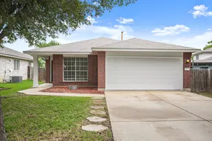 2029 Buckley Ln, Round Rock, TX 78664 - Photo 2