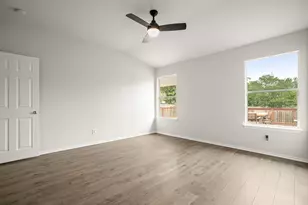 2029 Buckley Ln, Round Rock, TX 78664 - Photo 12