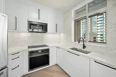 54 Rainey Street #1201, Austin, TX 78701 - Photo 8
