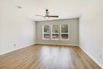 113 Cipressi Cove, Georgetown, TX 78628 - Photo 14