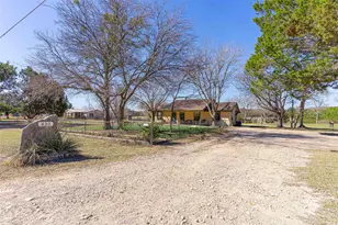 830 Live Oak Trail, Liberty Hill, TX 78642 - Photo 4