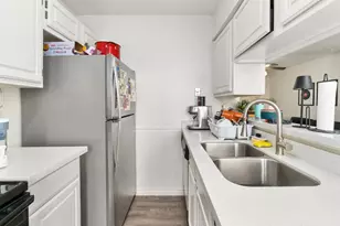 2409 Leon St, Austin, TX 78705 - Photo 8