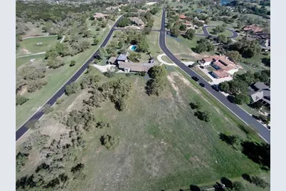 27213 Waterfall Hill Parkway, Spicewood, TX 78669 - Photo 16