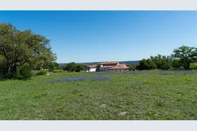 27213 Waterfall Hill Parkway, Spicewood, TX 78669 - Photo 6