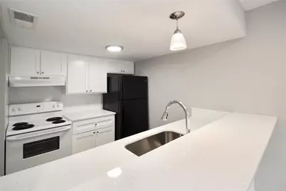 1600 West Avenue #24, Austin, TX 78701 - Photo 2