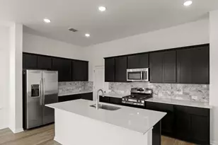 1628 Esplanade Pkwy, San Marcos, TX 78666 - Photo 8