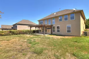 303 Hensley Dr, Austin, TX 78738 - Photo 28