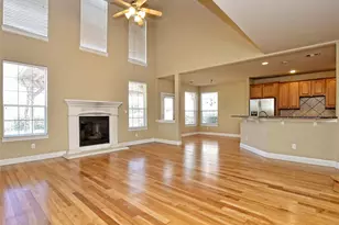 303 Hensley Dr, Austin, TX 78738 - Photo 4