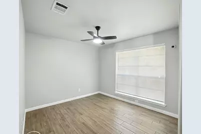 1107 Blewett Drive, Hutto, TX 78634 - Photo 32