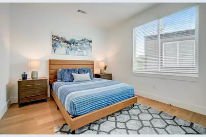 2406 W 10th Street #B, Austin, TX 78703 - Photo 8