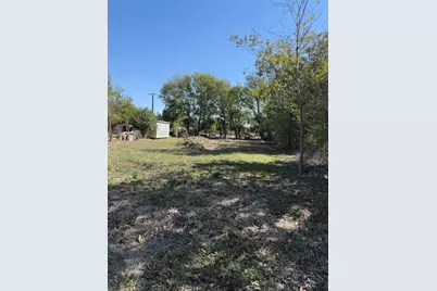 502 S Alamo Street, Bartlett, TX 76511 - Photo 4