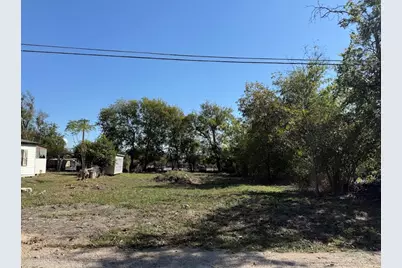 502 S Alamo Street, Bartlett, TX 76511 - Photo 12