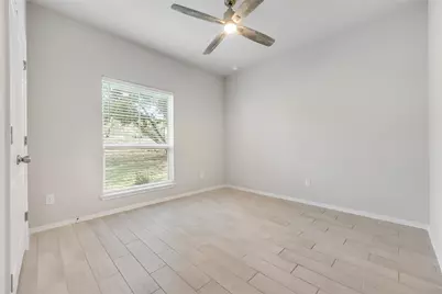 21522 Horseshoe Loop, Lago Vista, TX 78645 - Photo 22