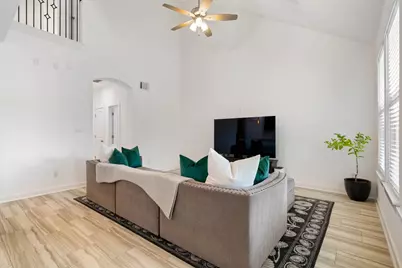 8008 Prairie Rye Drive, Lago Vista, TX 78645 - Photo 8