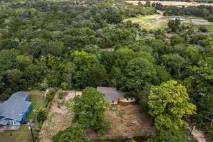 120 Faldyn St, Bastrop, TX 78602 - Photo 10