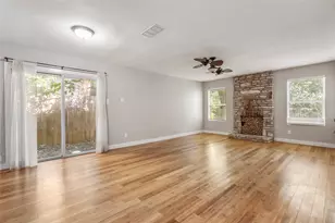 2402 Berkeley Ave, Austin, TX 78745 - Photo 10