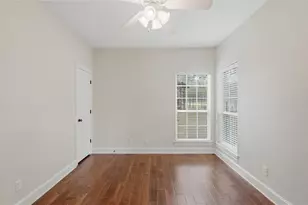 905 Mountain Dr, San Marcos, TX 78666 - Photo 26