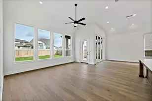 101 Ribera Dr, Liberty Hill, TX 78642 - Photo 10