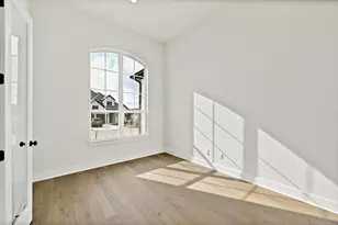 101 Ribera Dr, Liberty Hill, TX 78642 - Photo 18