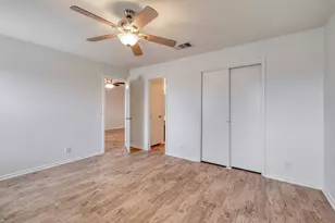 104 Pinnacle Dr, Georgetown, TX 78626 - Photo 16