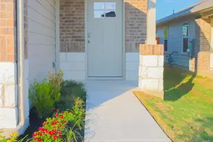 14015 Macquarie Dr, Pflugerville, TX 78660 - Photo 4