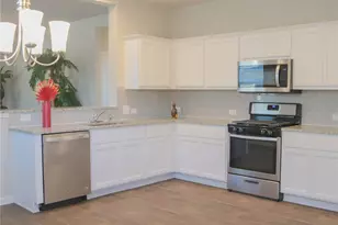 14015 Macquarie Dr, Pflugerville, TX 78660 - Photo 8