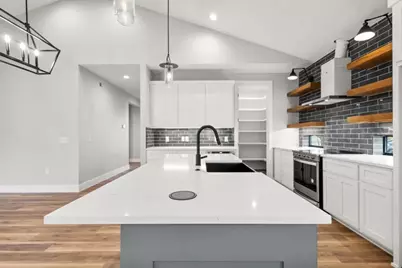 203 N Avenue J, Johnson City, TX 78636 - Photo 12