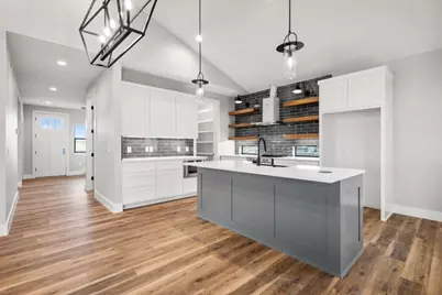 203 N Avenue J, Johnson City, TX 78636 - Photo 10