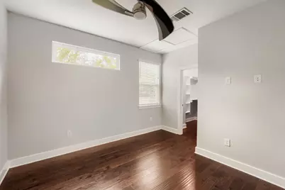 1126 Lott Avenue #B, Austin, TX 78721 - Photo 16