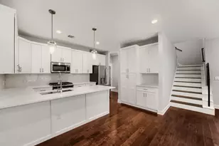 1126 Lott Ave, Austin, TX 78721 - Photo 1