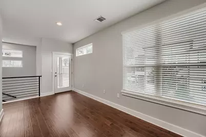 1126 Lott Avenue #B, Austin, TX 78721 - Photo 14