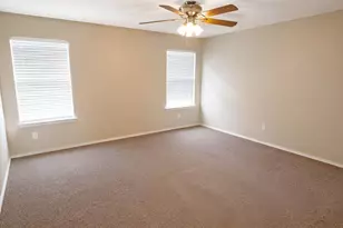 121 Wegstrom St, Hutto, TX 78634 - Photo 8