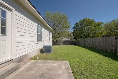 2300 S Bagdad Road #B, Leander, TX 78641 - Photo 16