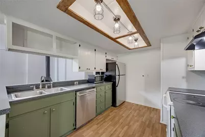 1807 Briar Hill Drive #A & B, Austin, TX 78741 - Photo 10