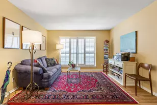 2425 Ashdale Dr, Austin, TX 78757 - Photo 2